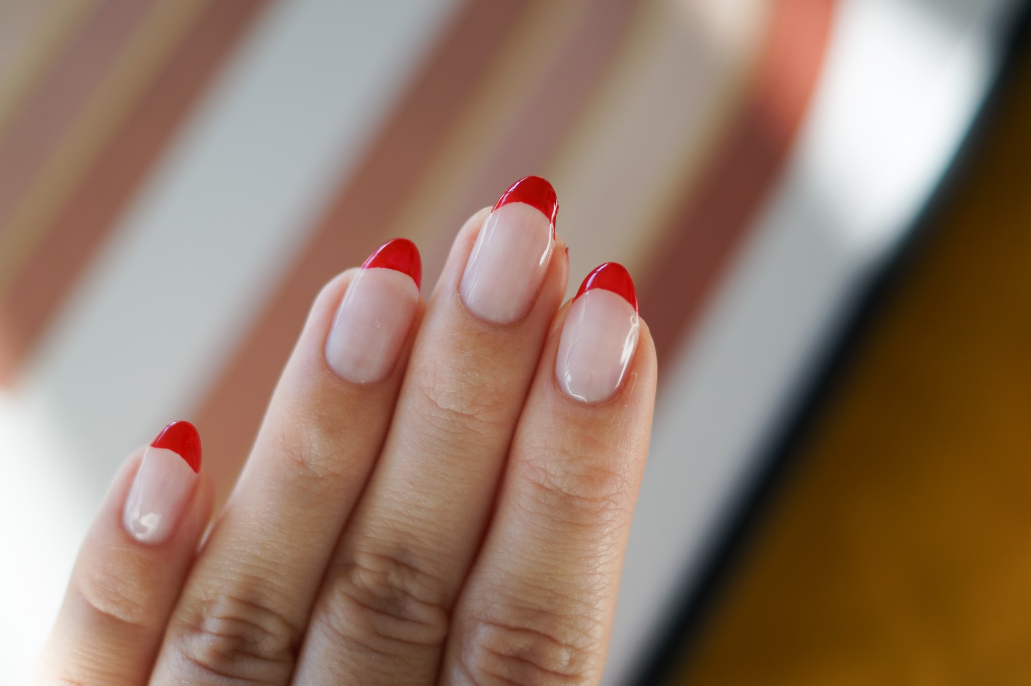 Rote French Nails PerfectHair.ch