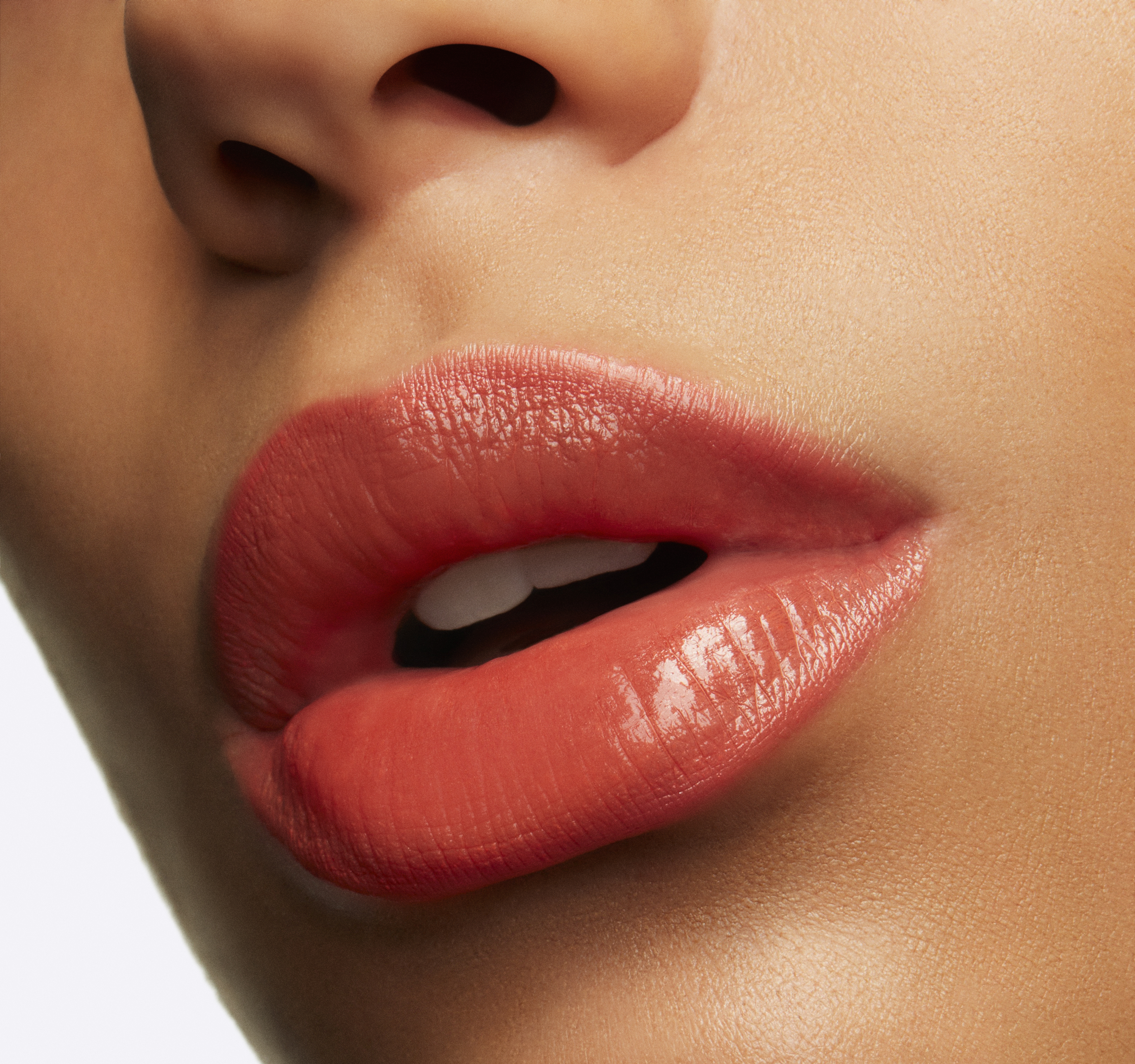 Lustreglass Lipstick - Well Well Well 562