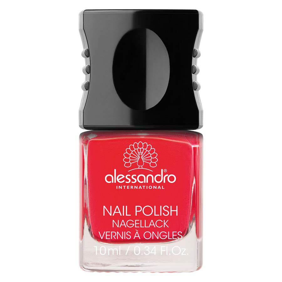 Alessandro Nail Polish - 30 First Kiss Red 10ml