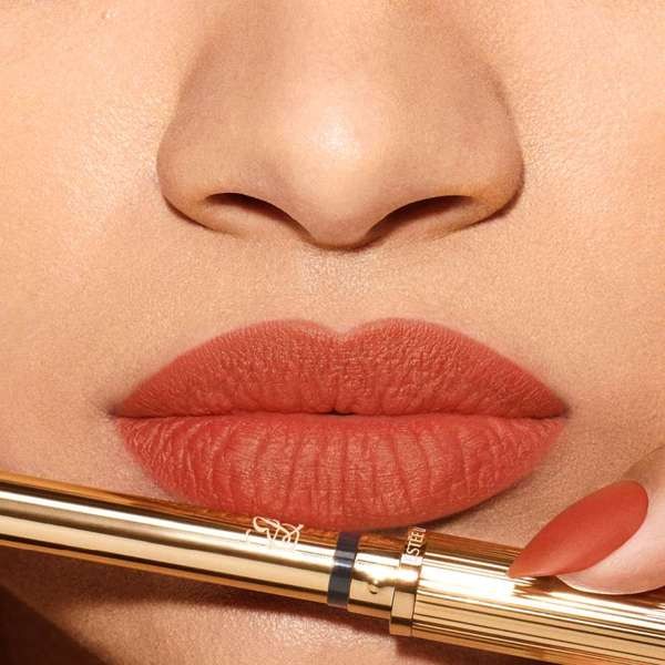 Pure Color Explicit Silk Matte - 201 Ulterior Motive