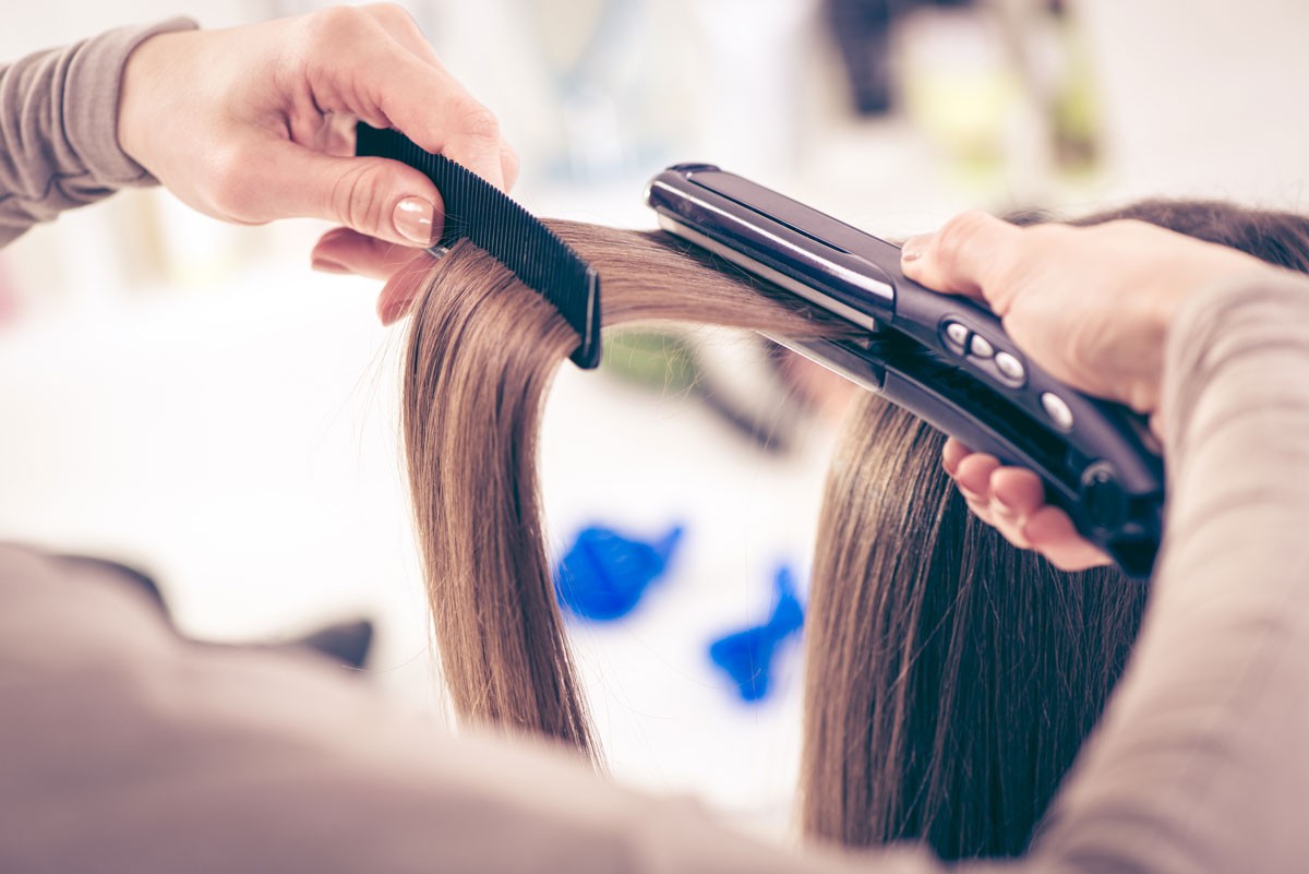 Keratin Behandlung Mit Dem Glatteisen Perfecthair Ch