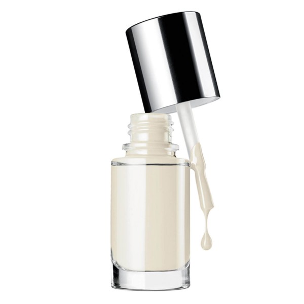 Image of Clinique Nail Enamel - 01 Call My Buff