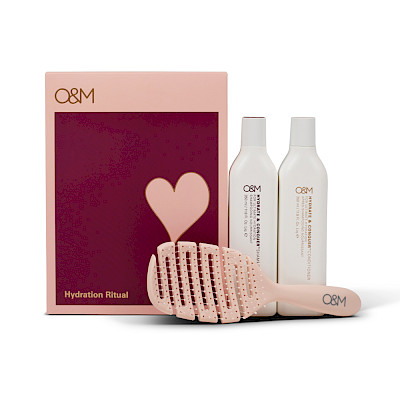 O&M Haircare – Hydration Ritual Gift Pack With Flexible Brush 1x